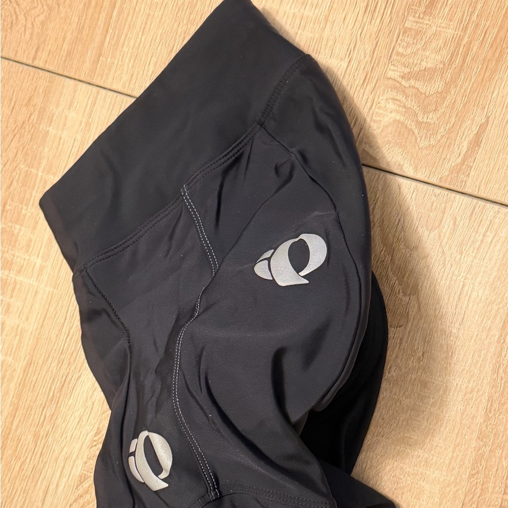 Pearl Izumi Women's XS padded black shorts